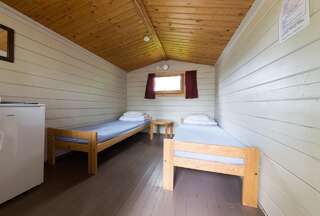 Кемпинги Heinola Camping Heinäsaari Хейнола Коттедж с общей ванной комнатой (для 2 взрослых)-1